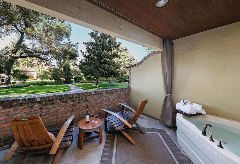 فندق Paso Robles Inn