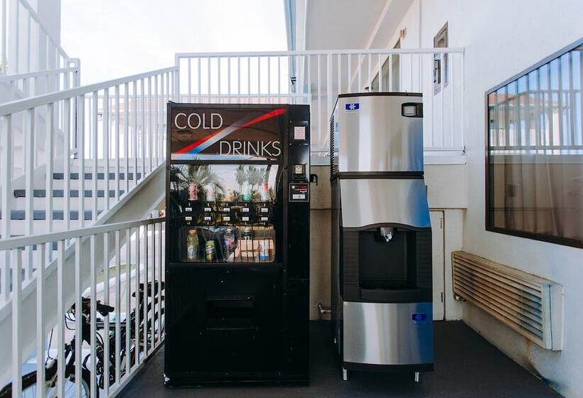 فندق Scottish Inn & Suites   Kemah Boardwalk