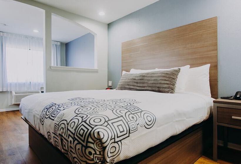 فندق Scottish Inn & Suites   Kemah Boardwalk