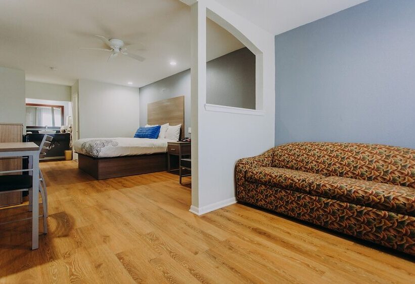 فندق Scottish Inn & Suites   Kemah Boardwalk