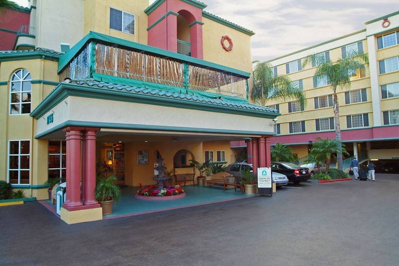 فندق Peacock Suites