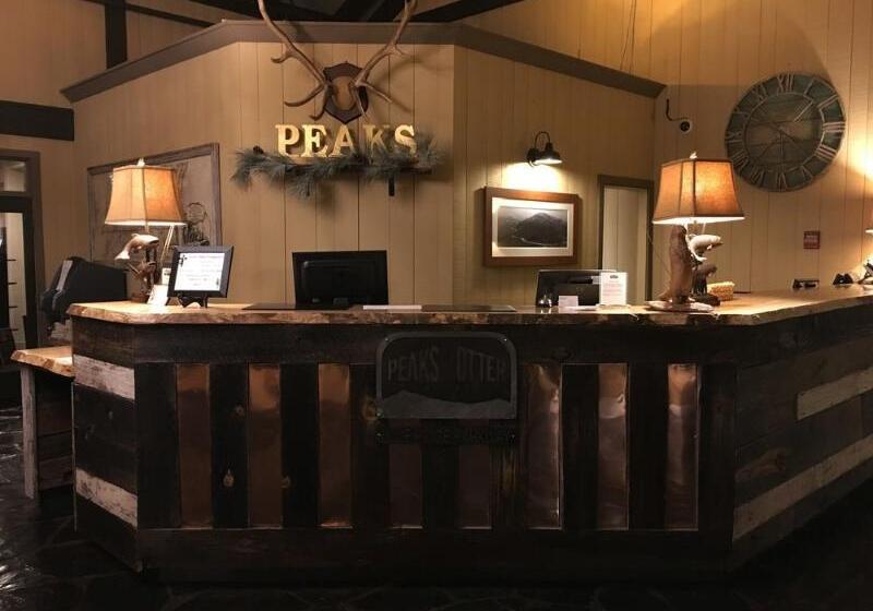 ホテル Peaks Of Otter Lodge