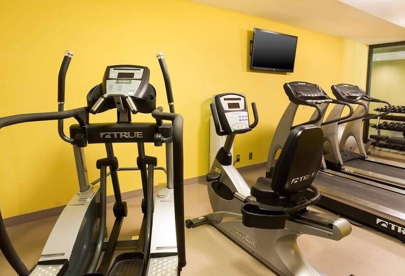 Отель Pear Tree Inn San Antonio Airport