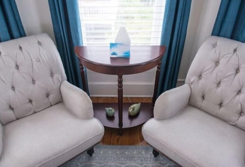 فندق Pecan Tree Inn