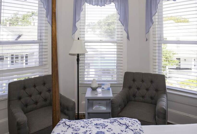 فندق Pecan Tree Inn