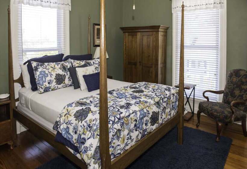 فندق Pecan Tree Inn