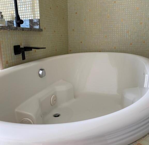 فندق Pikes Peak Paradise Bed And Breakfast