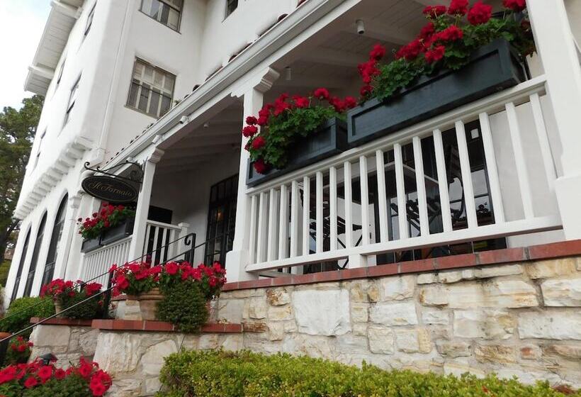 فندق Pine Inn  Carmel