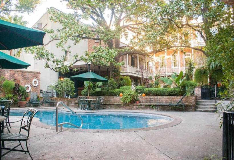 هتل Place D Armes