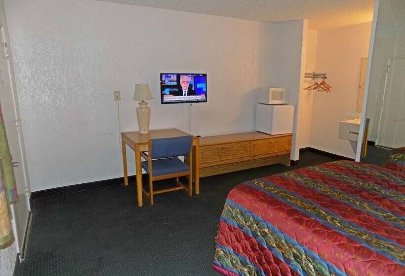 호텔 Topeka Plaza Inn