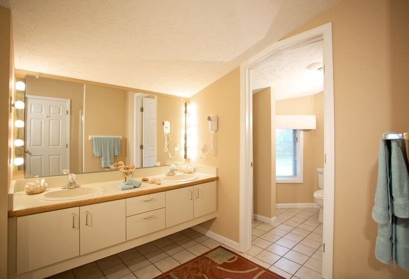 בית מלון כפרי Pointes North Beachfront Resort