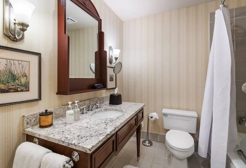 Отель Poste Montane Lodge By East West