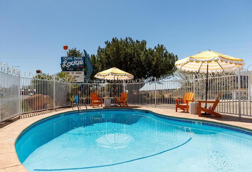 Отель Quail Park Lodge