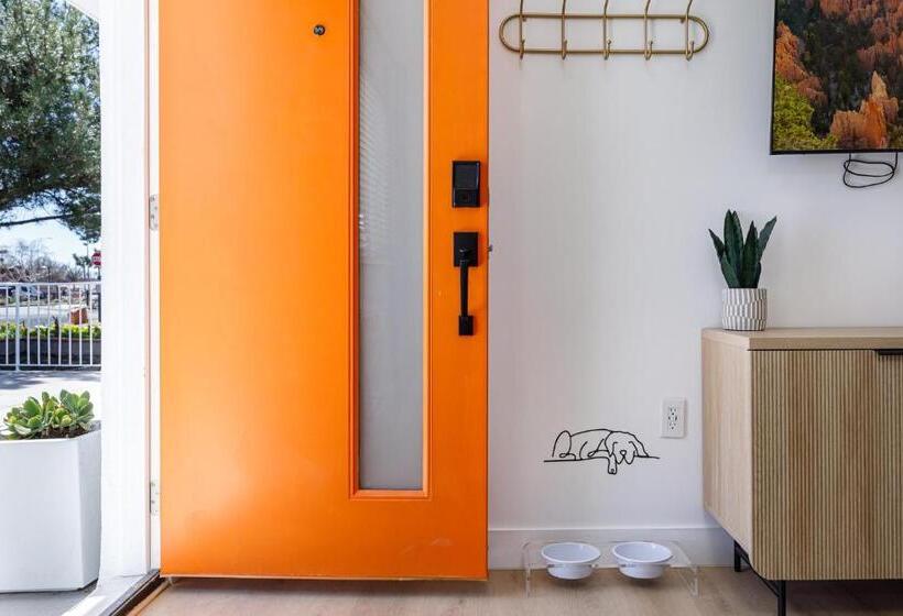 Отель Quail Park Lodge