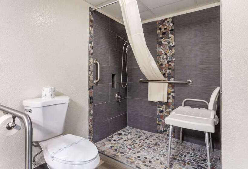 فندق Quality Inn Branson On The Strip