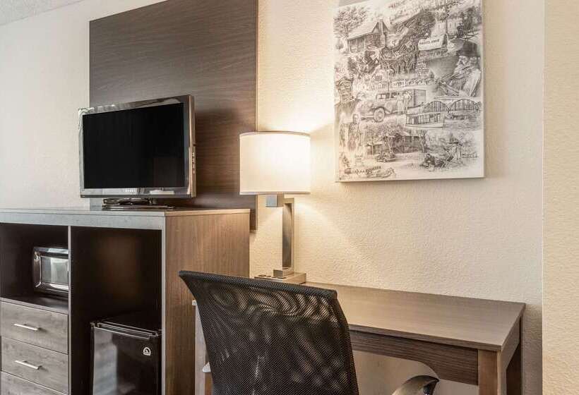 فندق Quality Inn Branson On The Strip