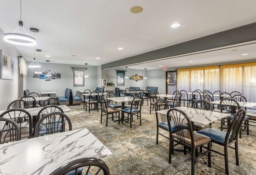 فندق Quality Inn Branson On The Strip