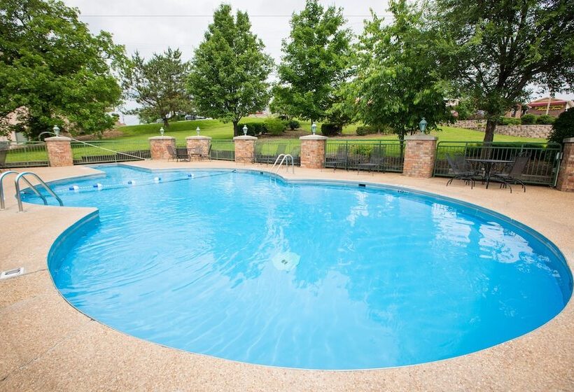 فندق Quality Inn Branson On The Strip