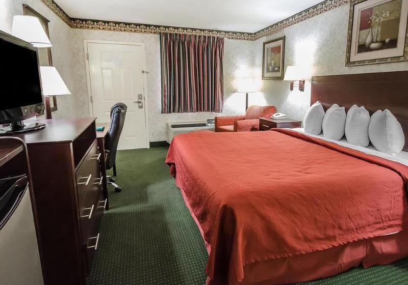 בית מלון כפרי Quality Inn