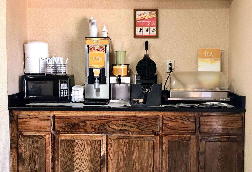 호텔 Quality Inn I70 At Wanamaker