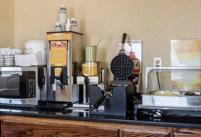 호텔 Quality Inn I70 At Wanamaker