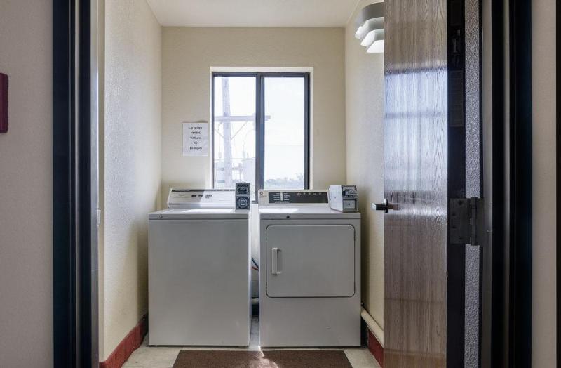 호텔 Quality Inn I70 At Wanamaker