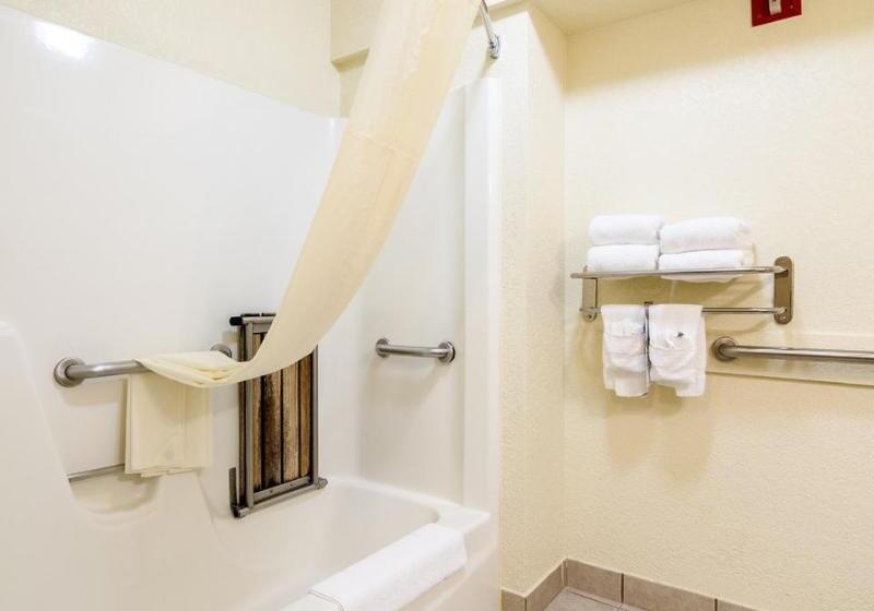 호텔 Quality Inn I70 At Wanamaker