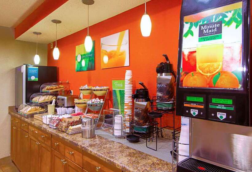 Отель Quality Inn Plainfield I 395