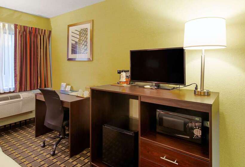 Отель Quality Inn Plainfield I 395