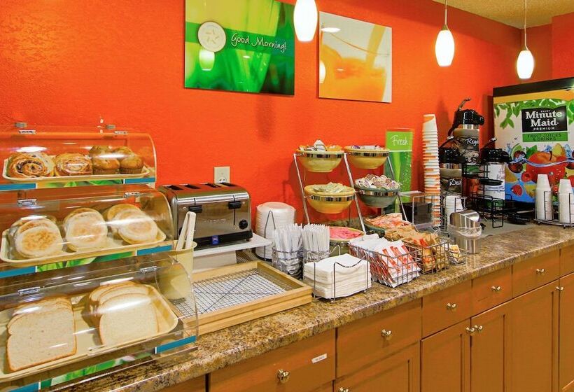 Отель Quality Inn Plainfield I 395