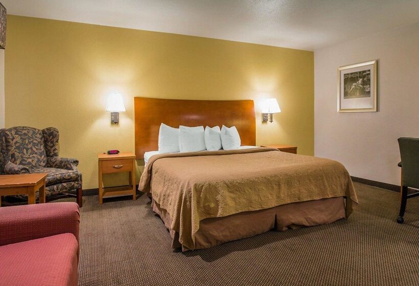 Отель Quality Inn