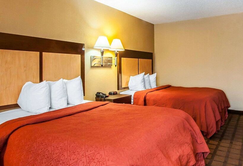 هتل Spark By Hilton Tuscaloosa University