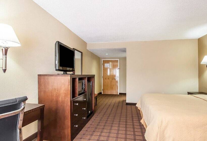 هتل Spark By Hilton Tuscaloosa University