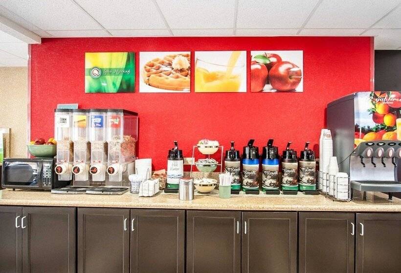 هتل Spark By Hilton Tuscaloosa University