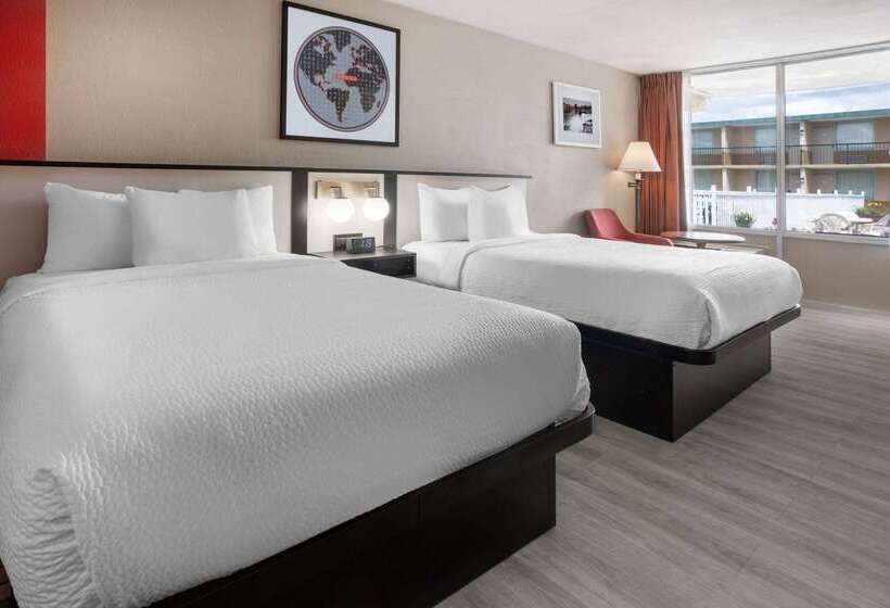 فندق Ramada By Wyndham Rome / Verona