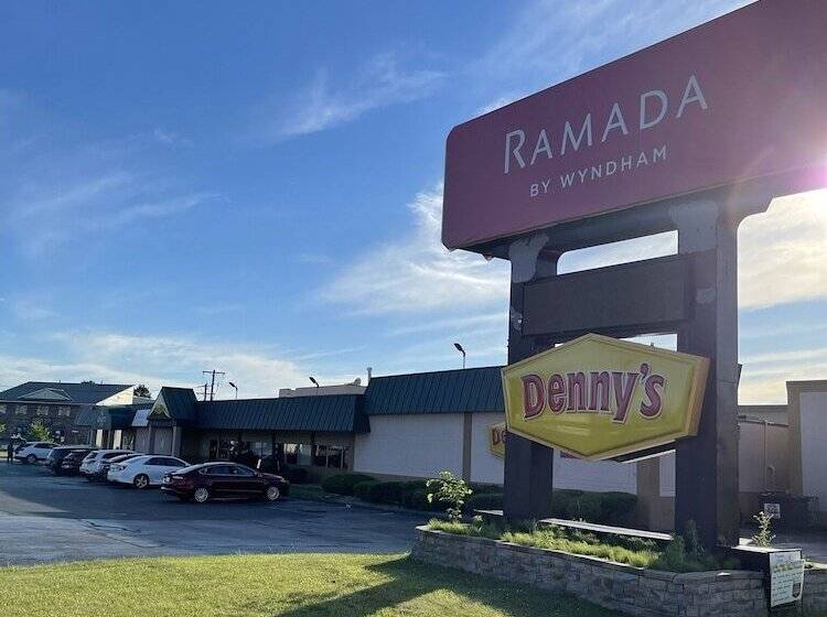 فندق Ramada By Wyndham Rome / Verona