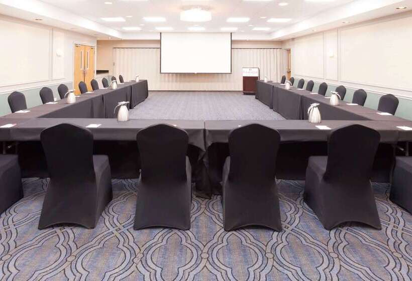 هتل Ramada Plaza By Wyndham Chicago North Shore