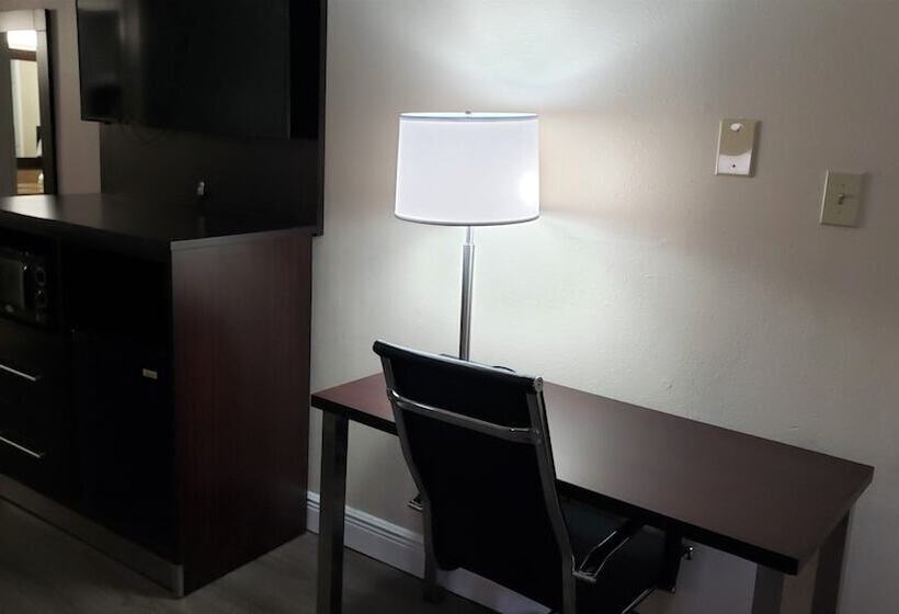 בית מלון כפרי Red Roof Inn Kenner – New Orleans Airport Ne