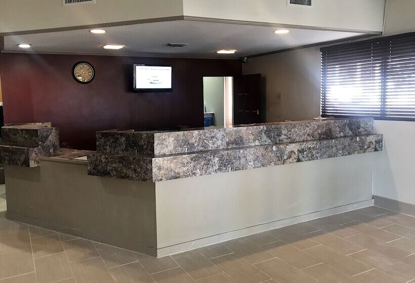 בית מלון כפרי Red Roof Inn & Suites San Angelo