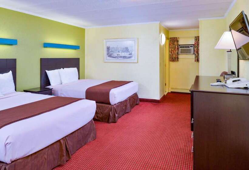 فندق Rodeway Inn Orleans  Cape Cod