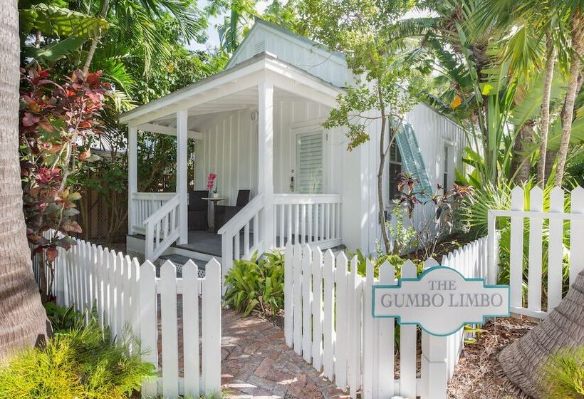 فندق Paradise Inn   Adult Exclusive