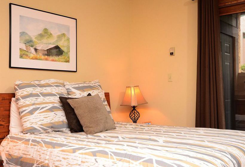 Отель The Phoenix at Steamboat