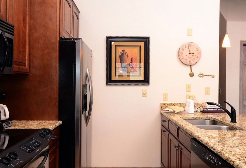 Отель The Phoenix at Steamboat