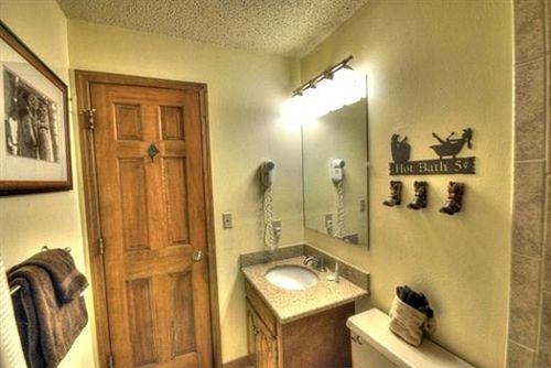 Отель The Phoenix at Steamboat