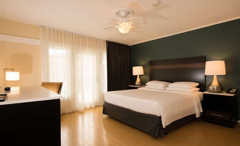 هتل The Pierpont Inn