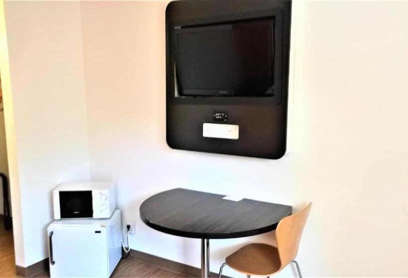 Motel 6 Mcminnville, Or