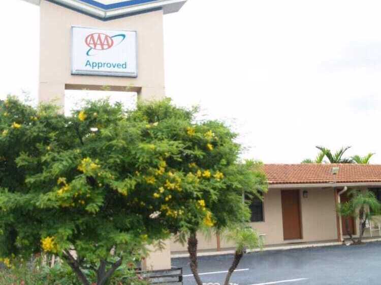 汽车旅馆 Parkview Motor Lodge