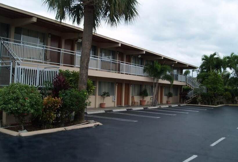 فندق على الطريق Parkview Motor Lodge