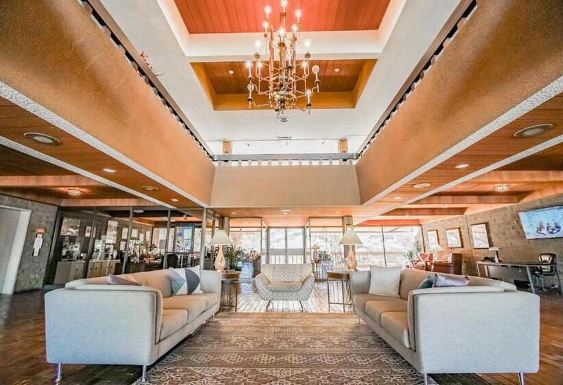 리조트 Palm Springs Tennis Club