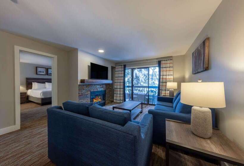 Park Plaza Resort, Ascend Hotel Collection